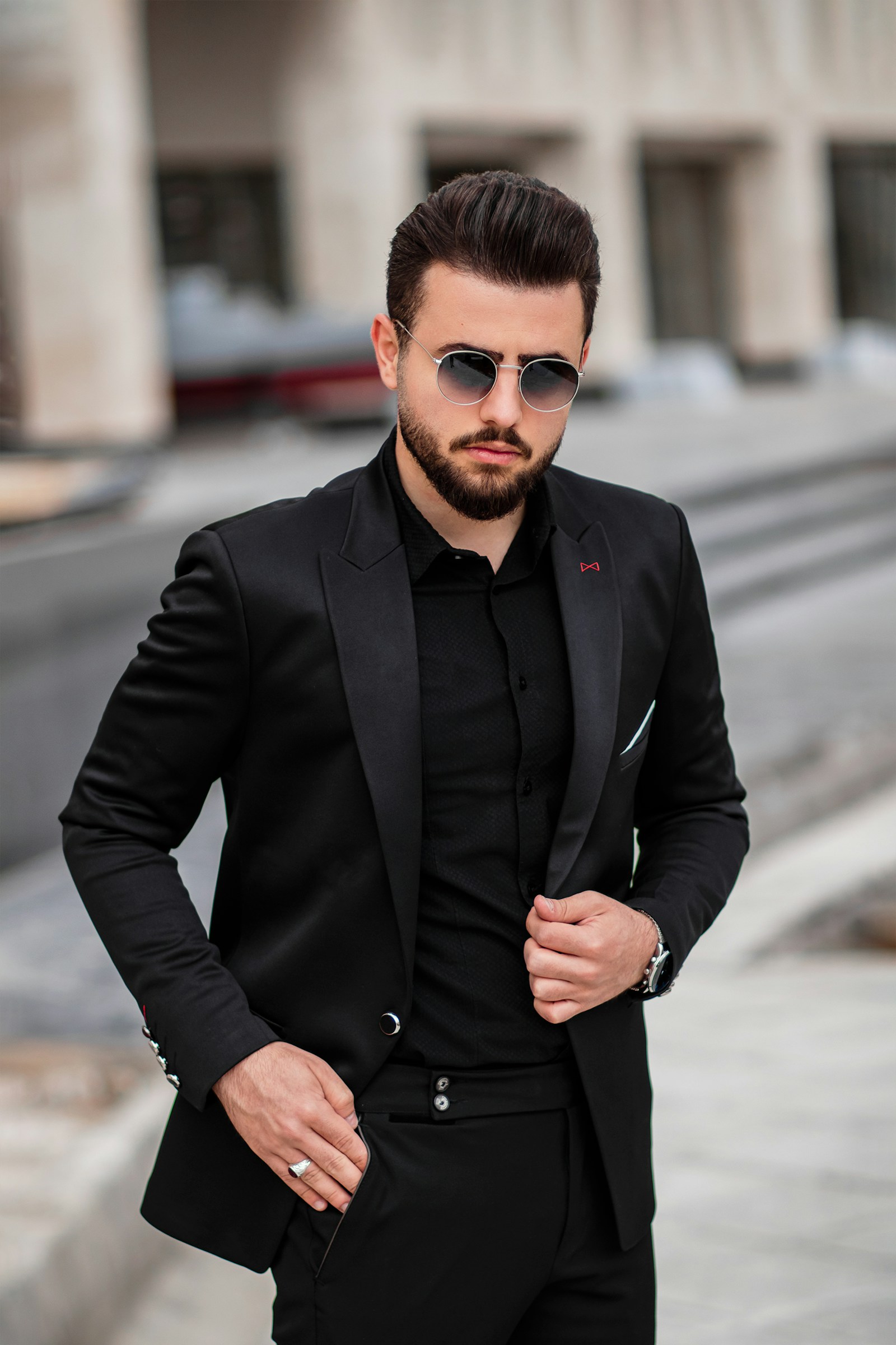 Man wearing a tailored seasonal fashion outfit