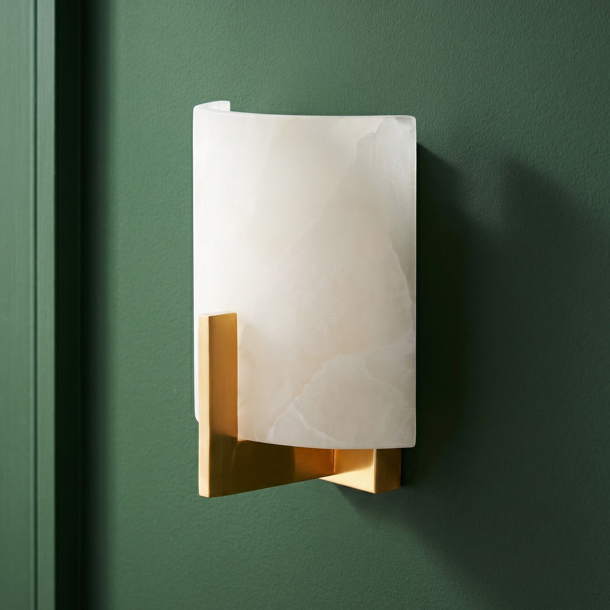 Pooky Franklyn wall sconce in brass and alabaster