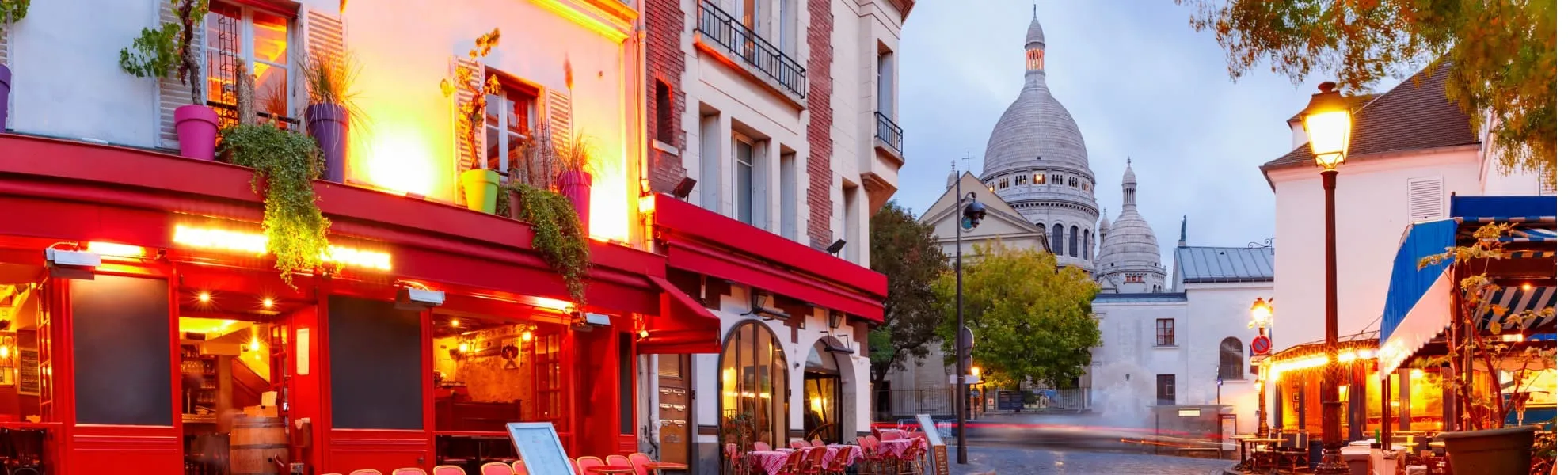 Strada di Montmartre a Parigi