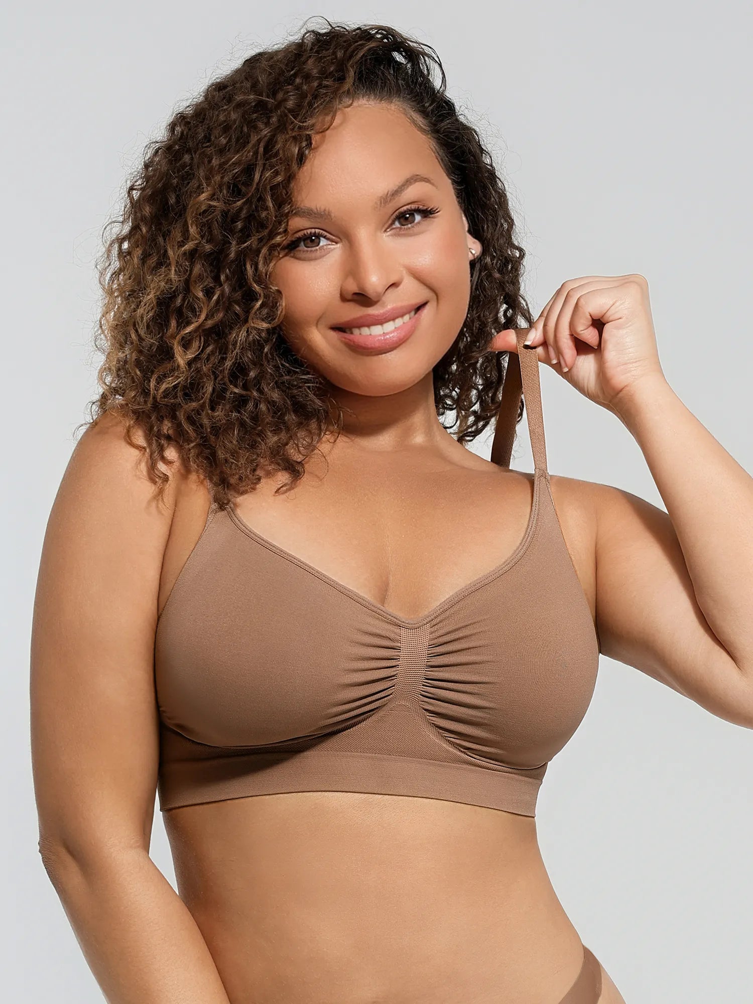 Feelingirl Everyday Wireless Bra in a neutral tone