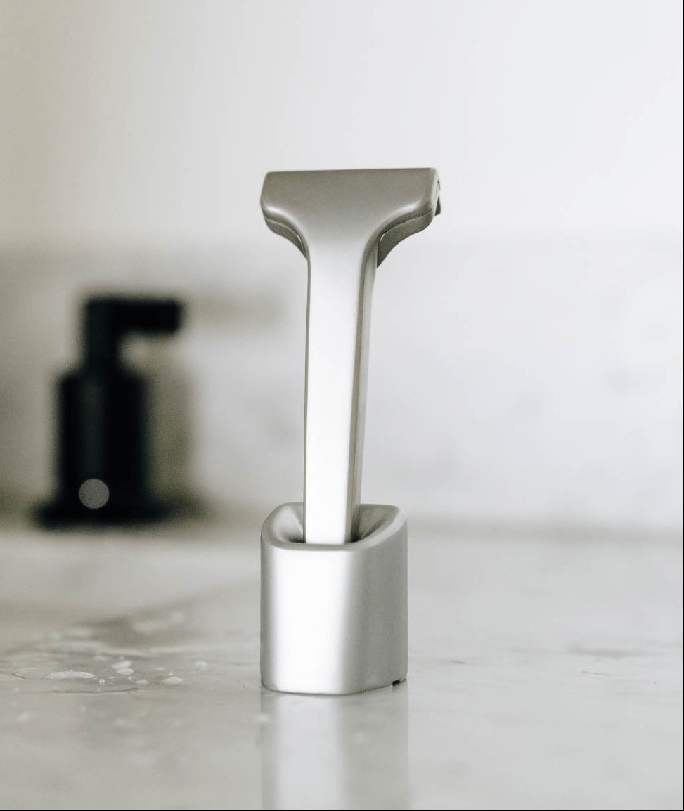 Supply Single Edge SE razor on a clean background
