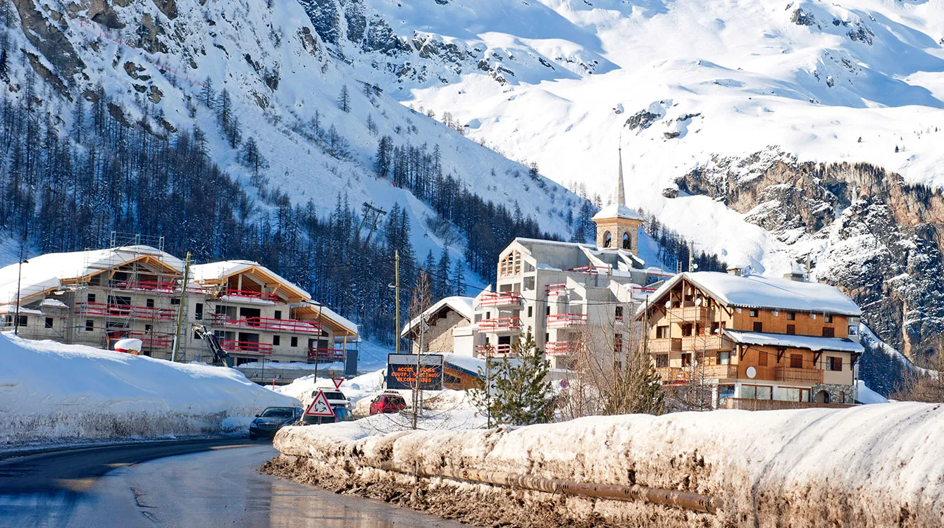 Pista da sci a Courchevel in una scena di viaggio