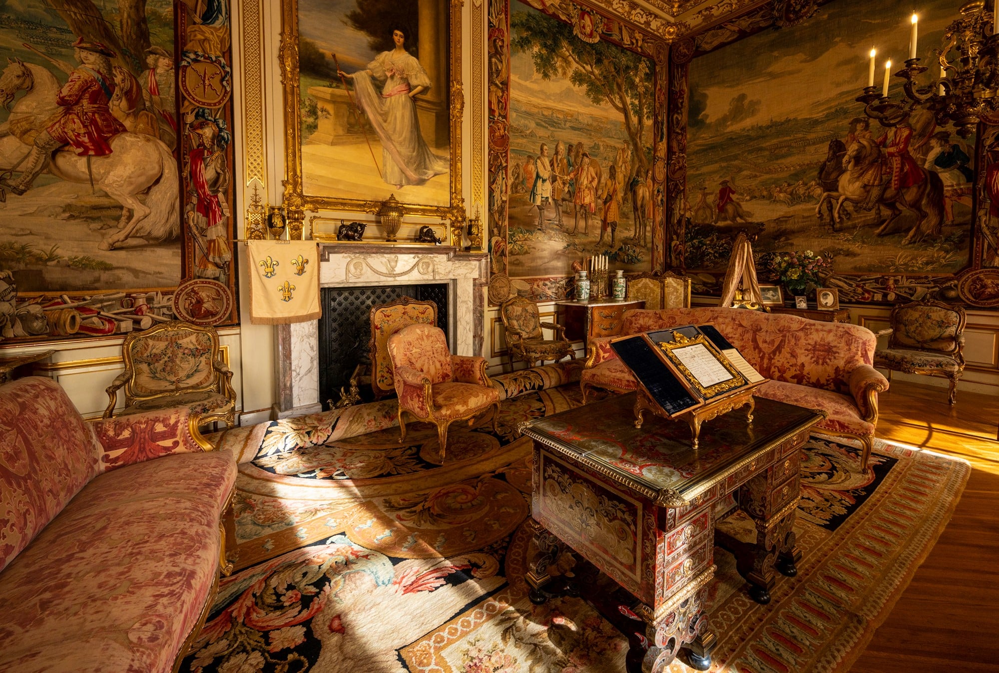 A state room inside Blenheim Palace