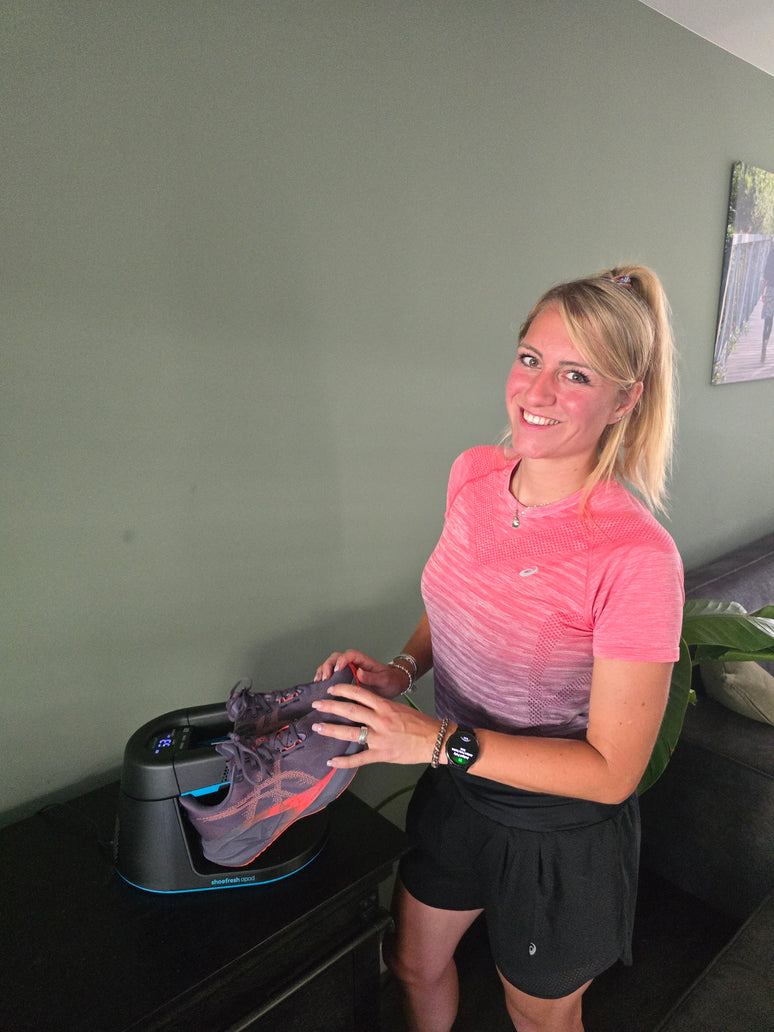 Hardloper die de Shoefresh Opod bespreekt